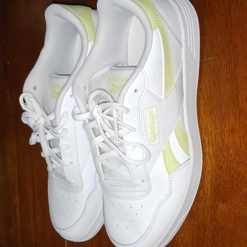Reebok Sneakers Brand New